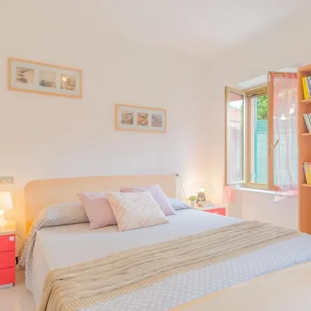 Appartamento Casa Carola Con Patio Privato E Doppio Garage